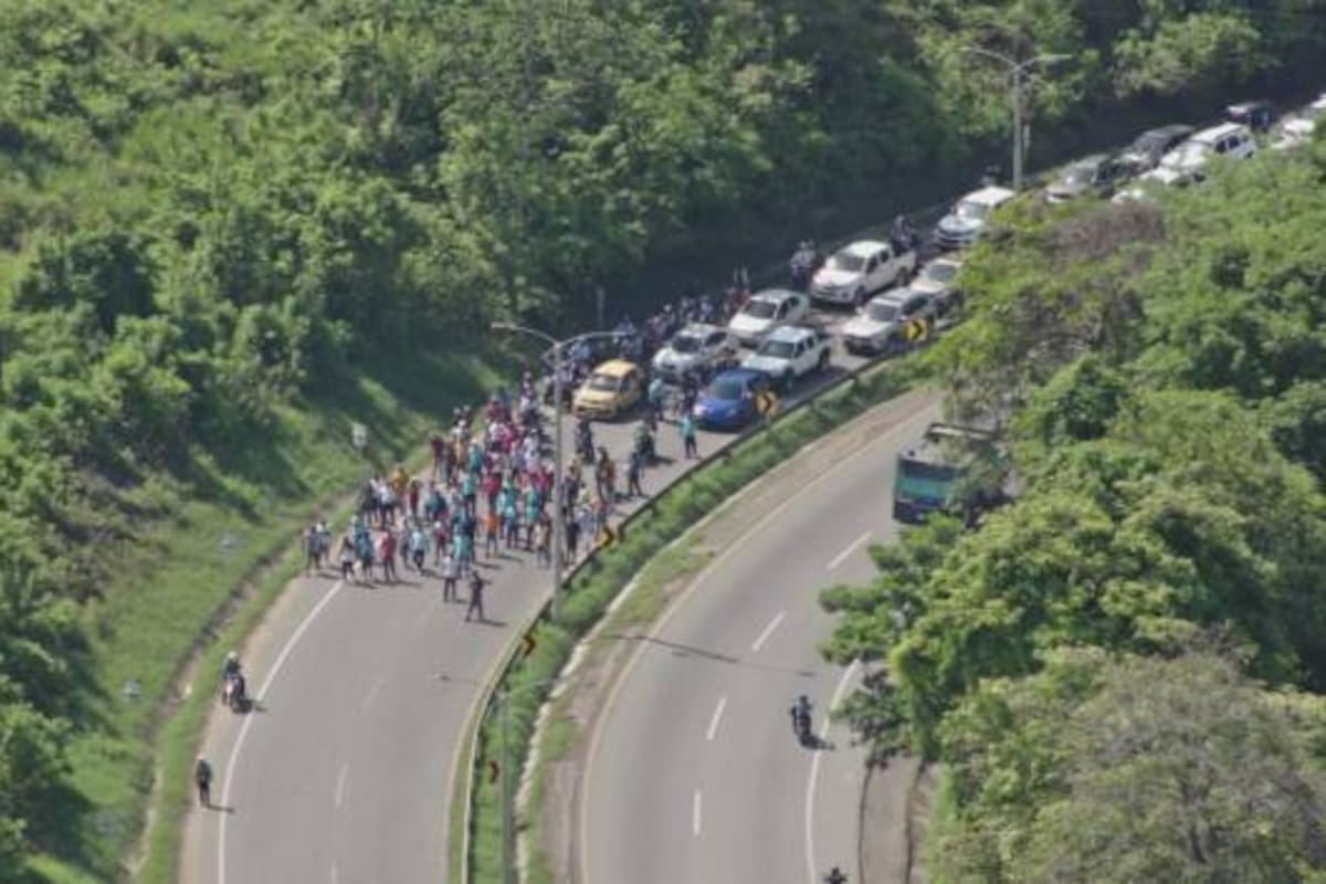 Turbaco se moviliza: Ciudadanos persisten en protestas contra el cobro de peaje