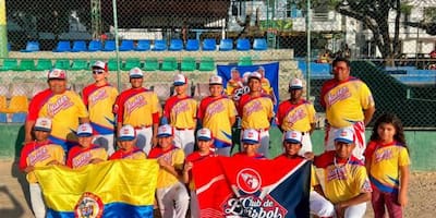 La Escuela de Béisbol Javier Romero es Colombia en México