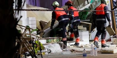 4 muertos y 16 heridos en derrumbe de un restaurante en playa de España