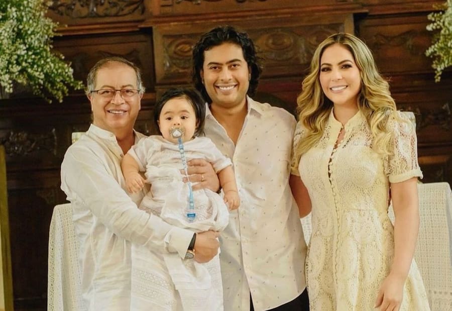 Video: Gustavo Petro asistió al bautizo de su nieto en Barranquilla