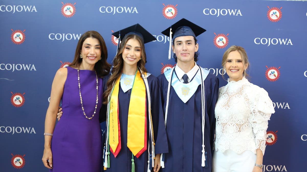 Angela Leal, Gabriela Benedetti, Nicolás Uribe y Diana Ramírez.