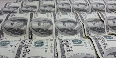 Dólar abrió este martes con un leve alza: conozca el precio de la divisa