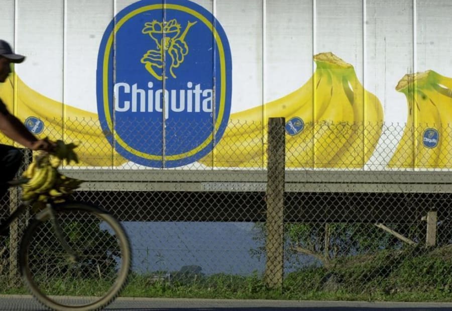 Chiquita Brands pagará 38,3 millones a víctimas de paramilitares en Colombia 