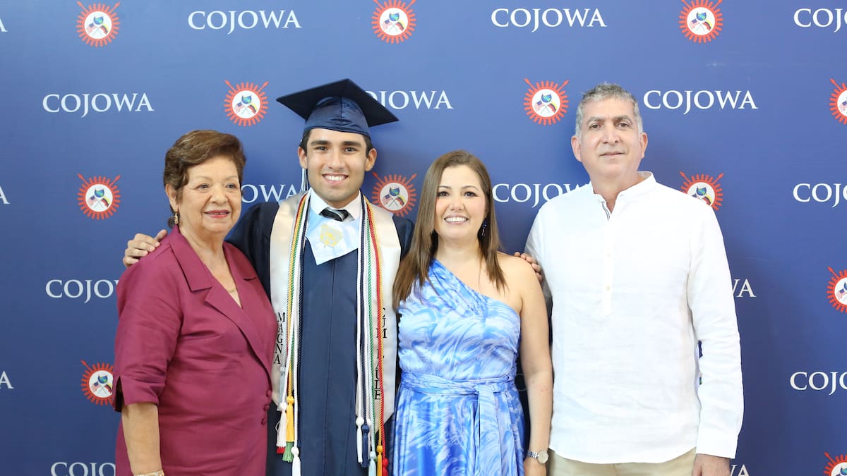 Clavis Florez, Jaime Lesmes, Diana Meola y Jaime Lesmes.