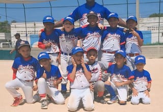 Rockys logra dos títulos en béisbol menor